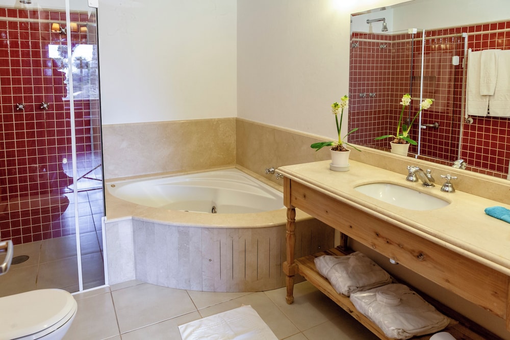 Hotel Solar d Izabel 36/41