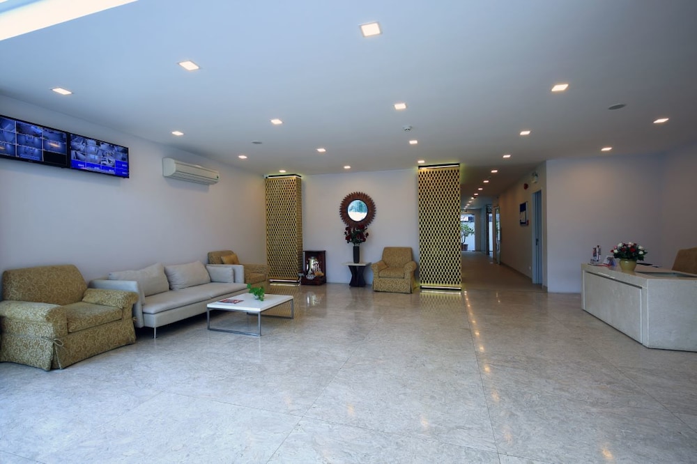 Glenwood Suites 24/49