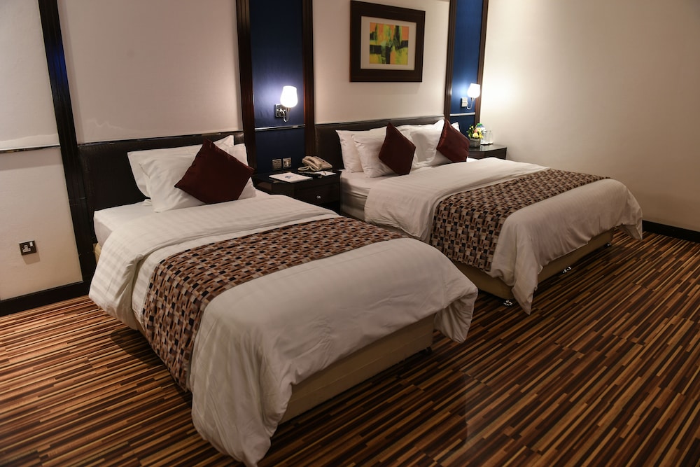 The Juffair Grand Hotel 17/62