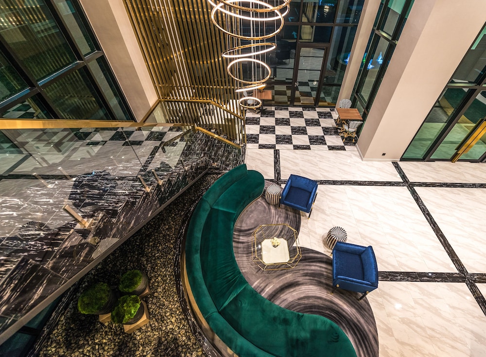 MAVEN BANGKOK HOTEL 12/31