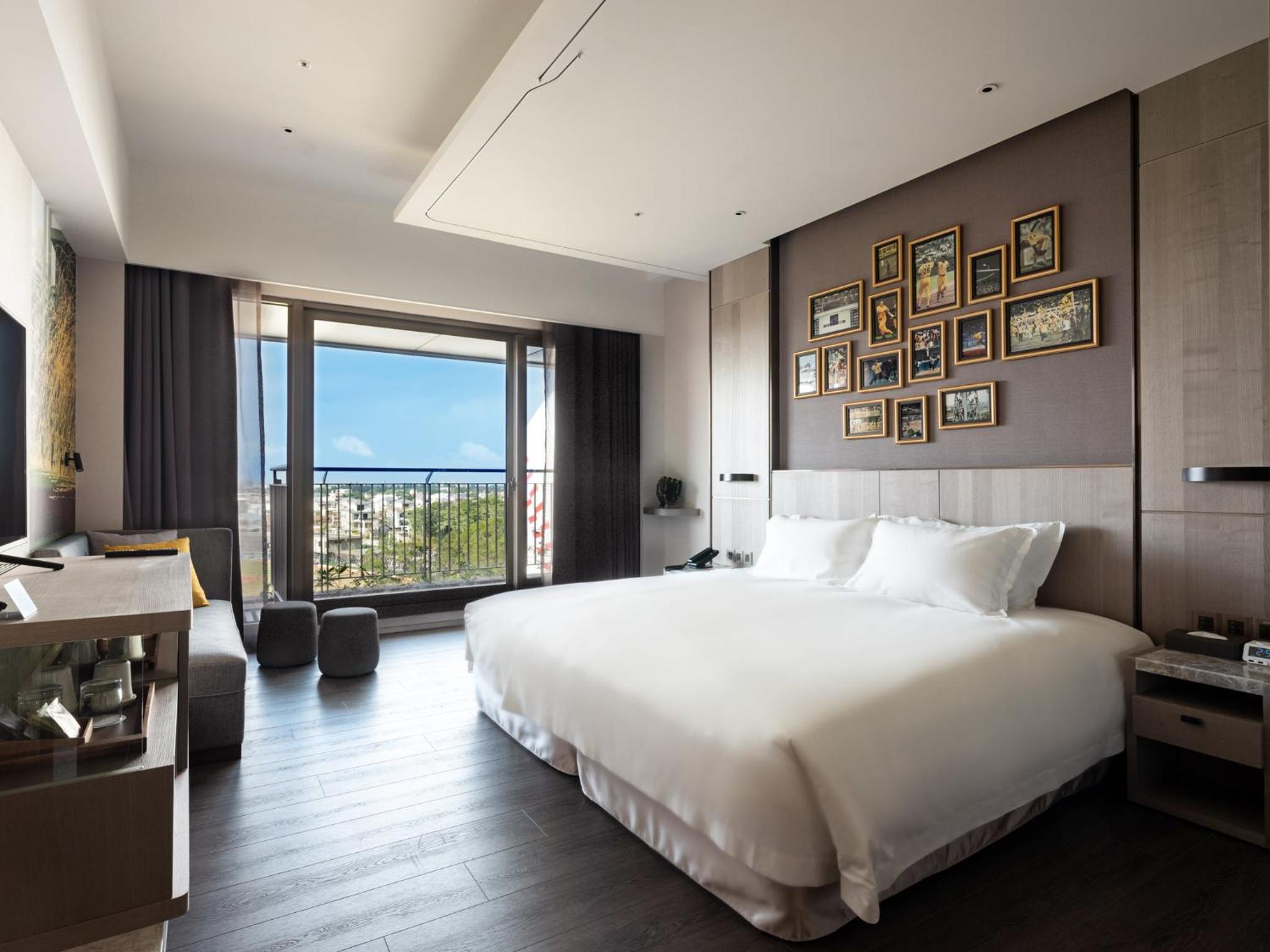 Premier, Double Bed