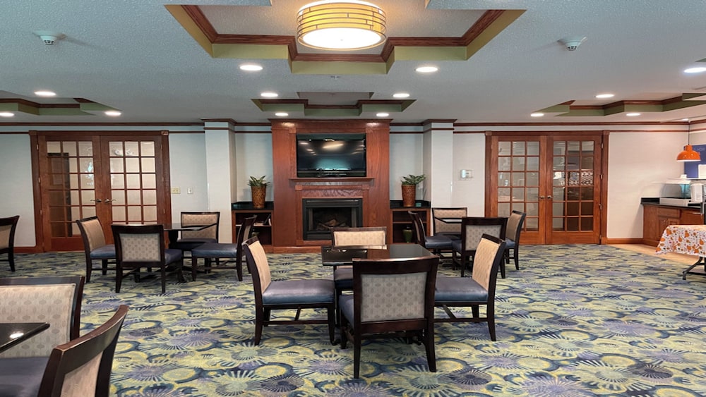 Holiday Inn Express Hotel Suites Dubois 54/72