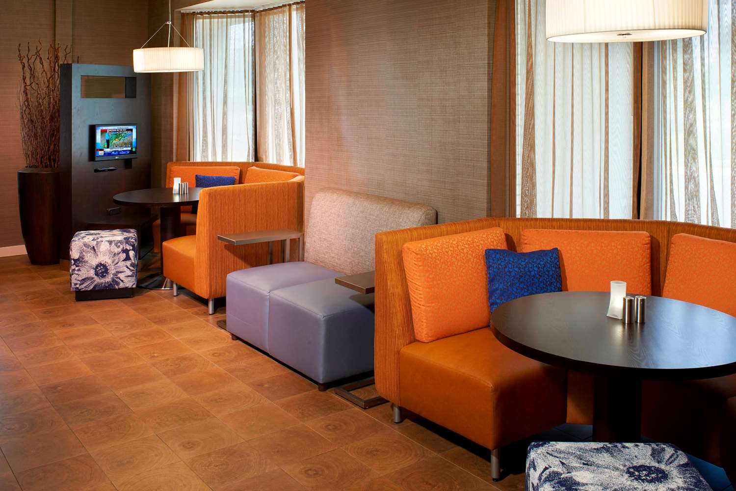 Sonesta Select Detroit Novi 28/45