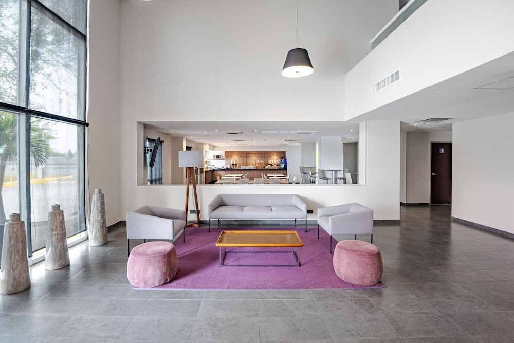 City Express Suites by Marriott Silao Aeropuerto 19/71