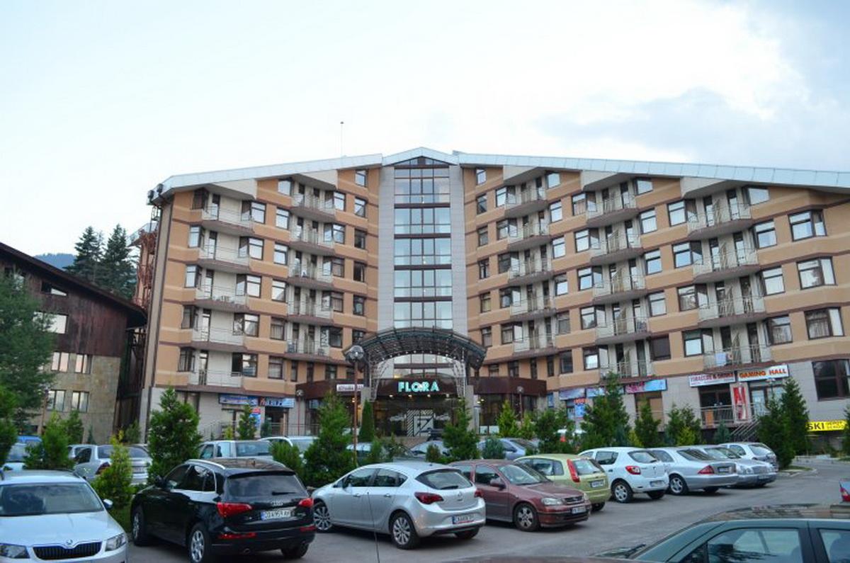 Persey Flora Apartments 3/50