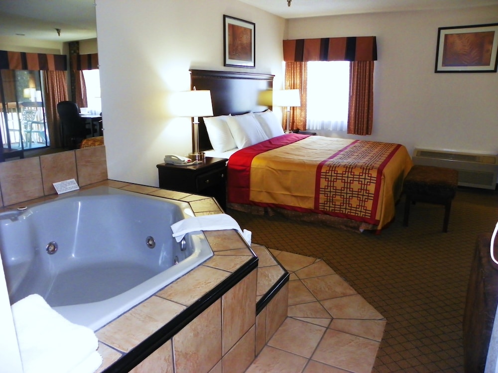 Royalton Inn & Suites 29/29