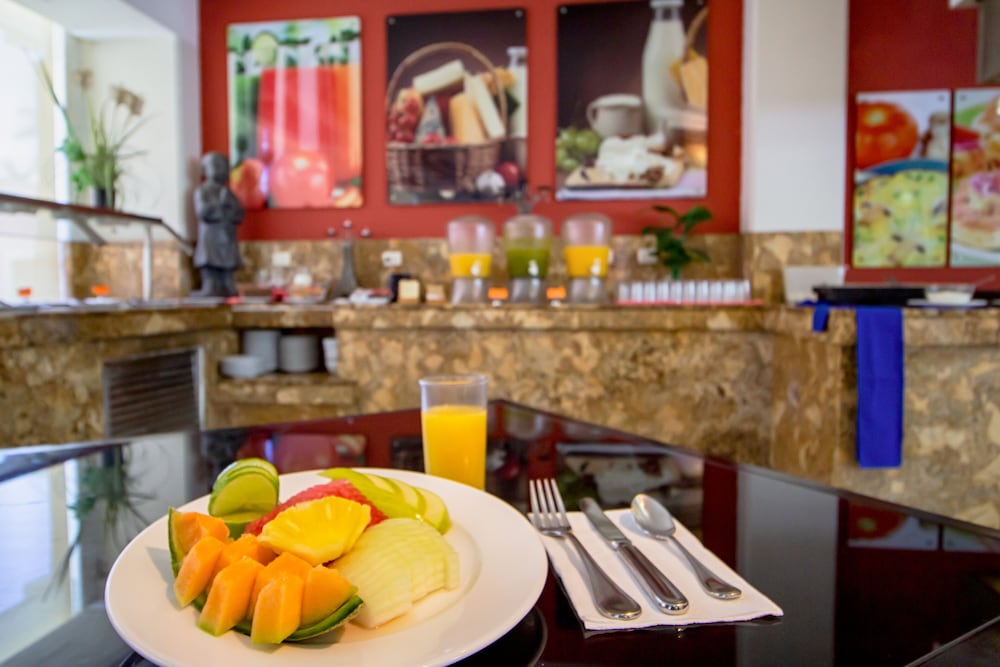 Hotel El Espanol Paseo de Montejo by Kavia 36/50