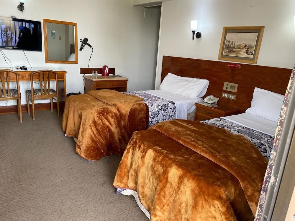 St. Joseph Hotel 14/26