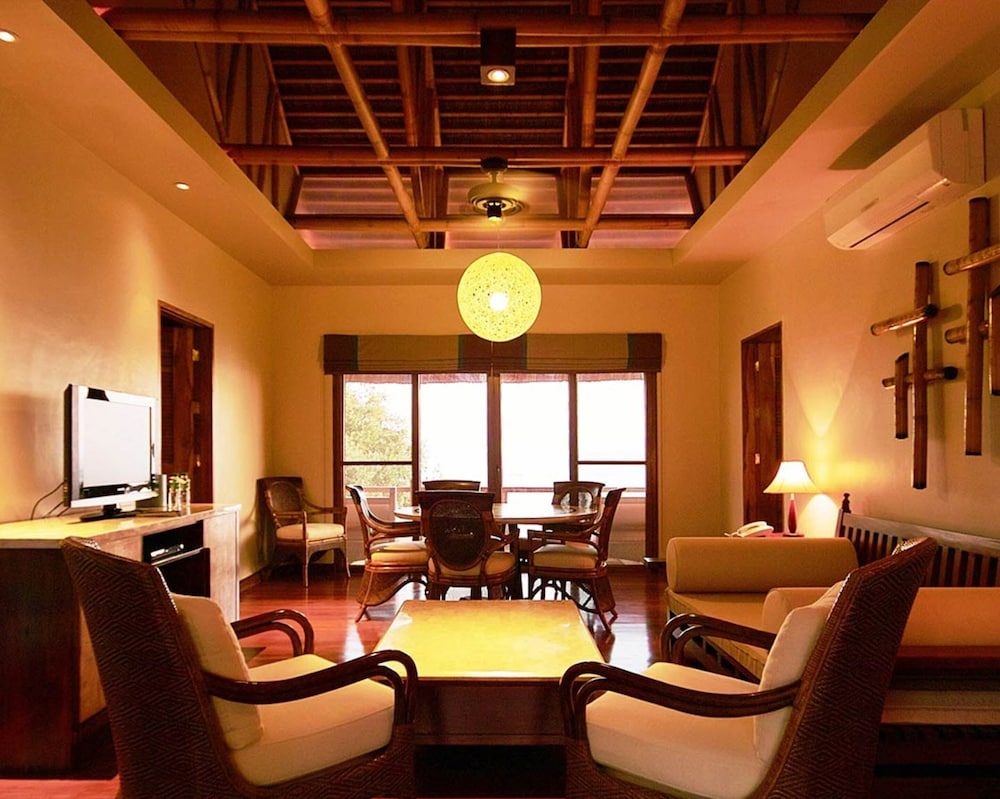 Eskaya Beach Resort And Spa 49/73