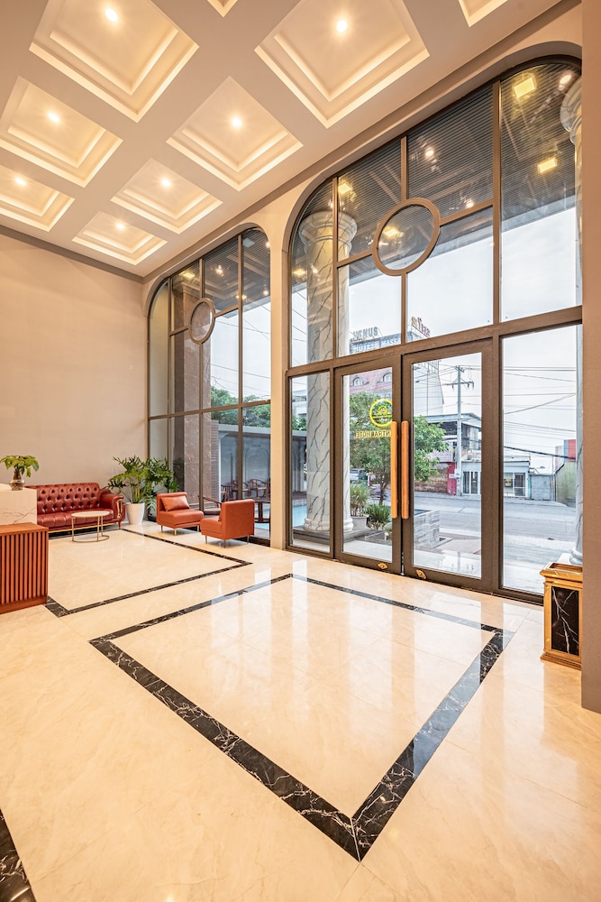 Tahiti Central Hotel 46/59
