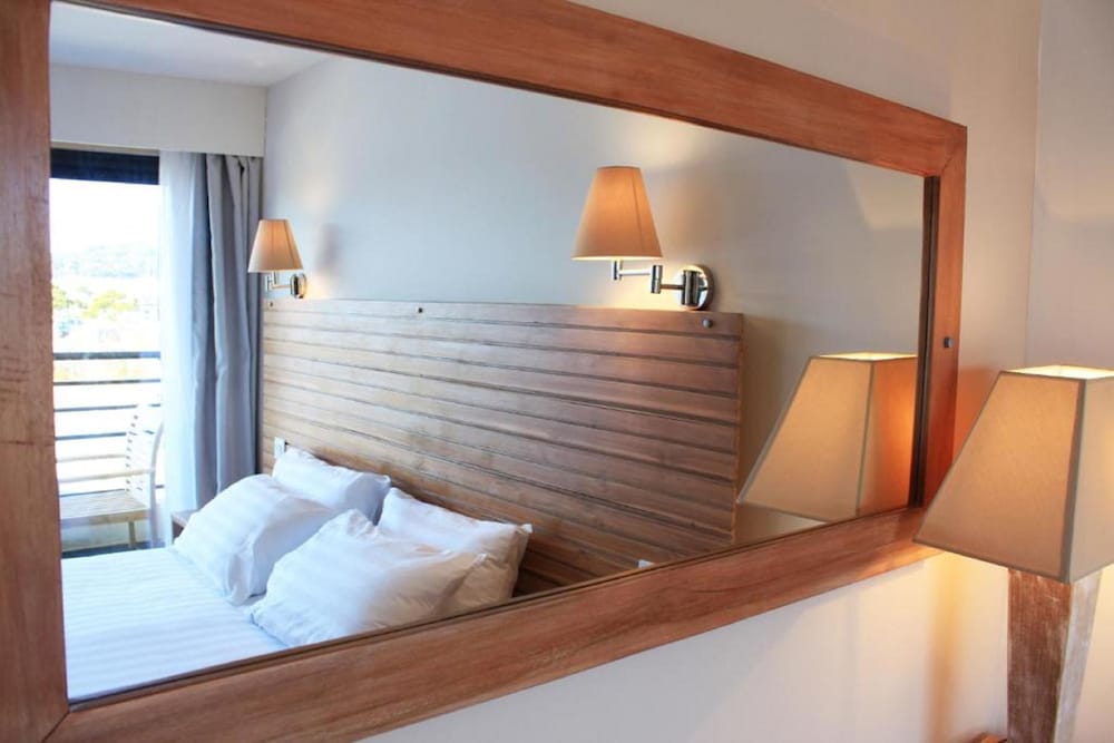 RIVES D'OR HOTEL 14/70