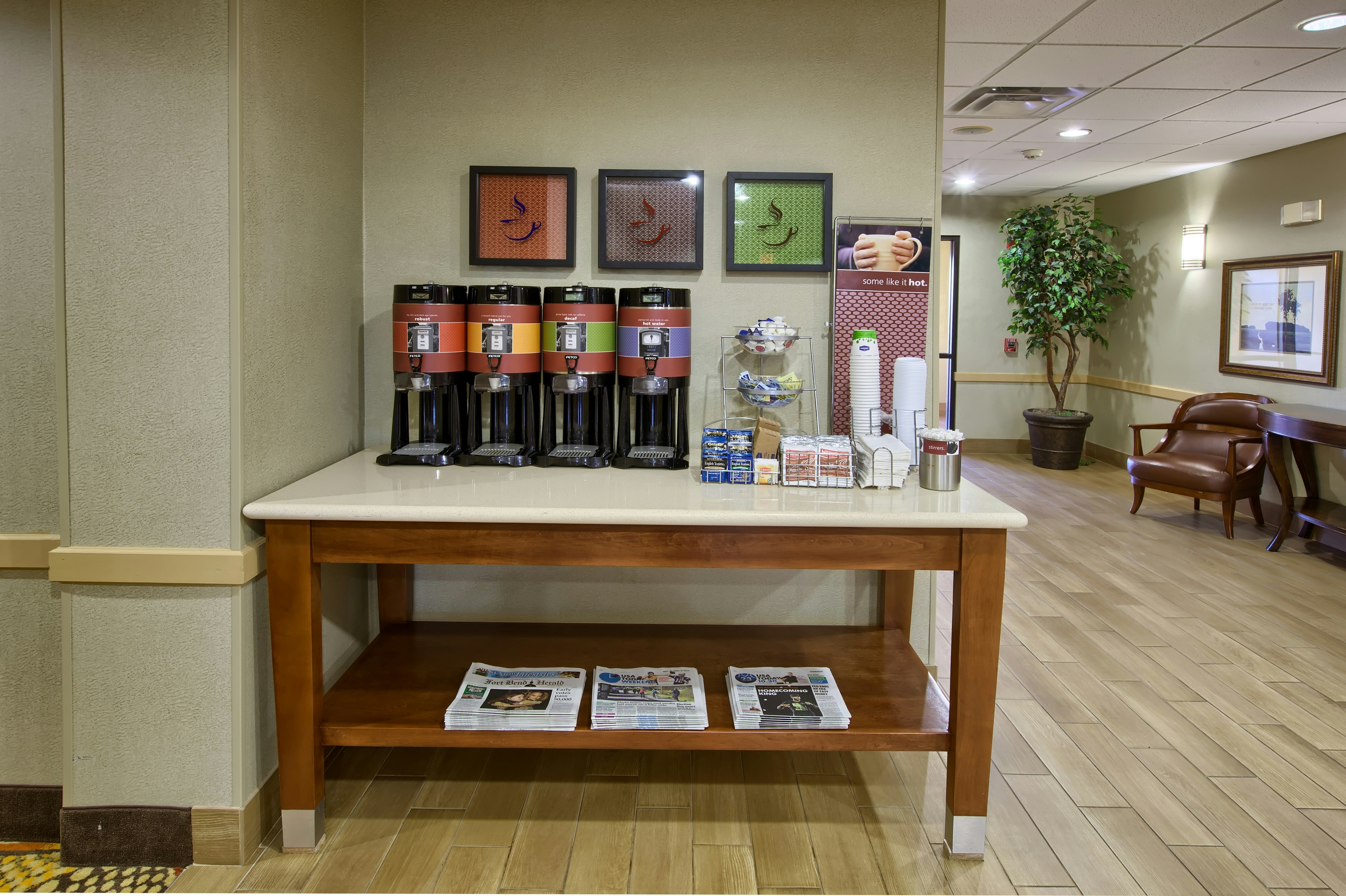 Hampton Inn and Suites Houston-Rosenberg 22/38