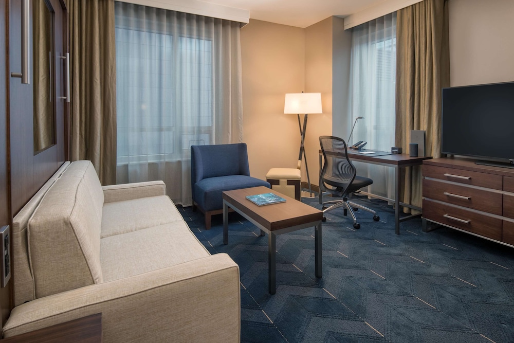 Embassy Suites By Hilton Seattle Downtown Pioneer Square 45/69