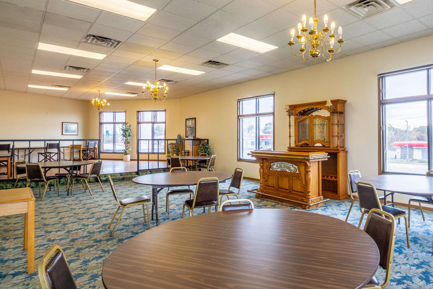 Econo Lodge Waupaca 29/35
