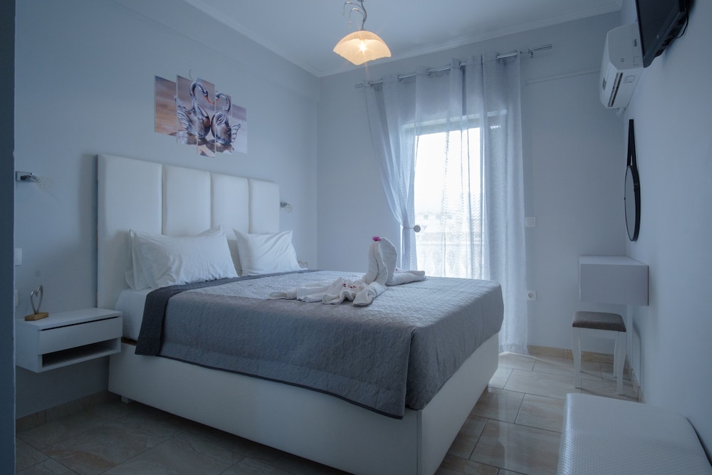APARTMENT, 4 BEDS, SEA VIEW