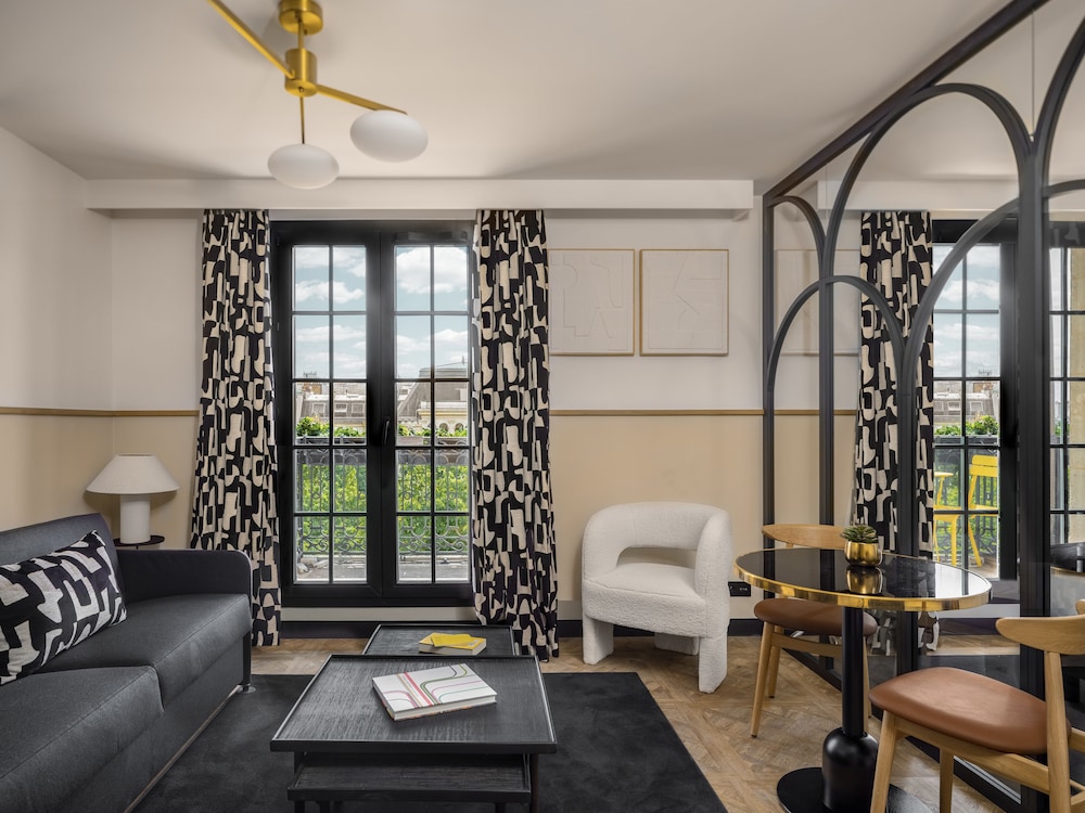 Solly Hotel Paris 25/50