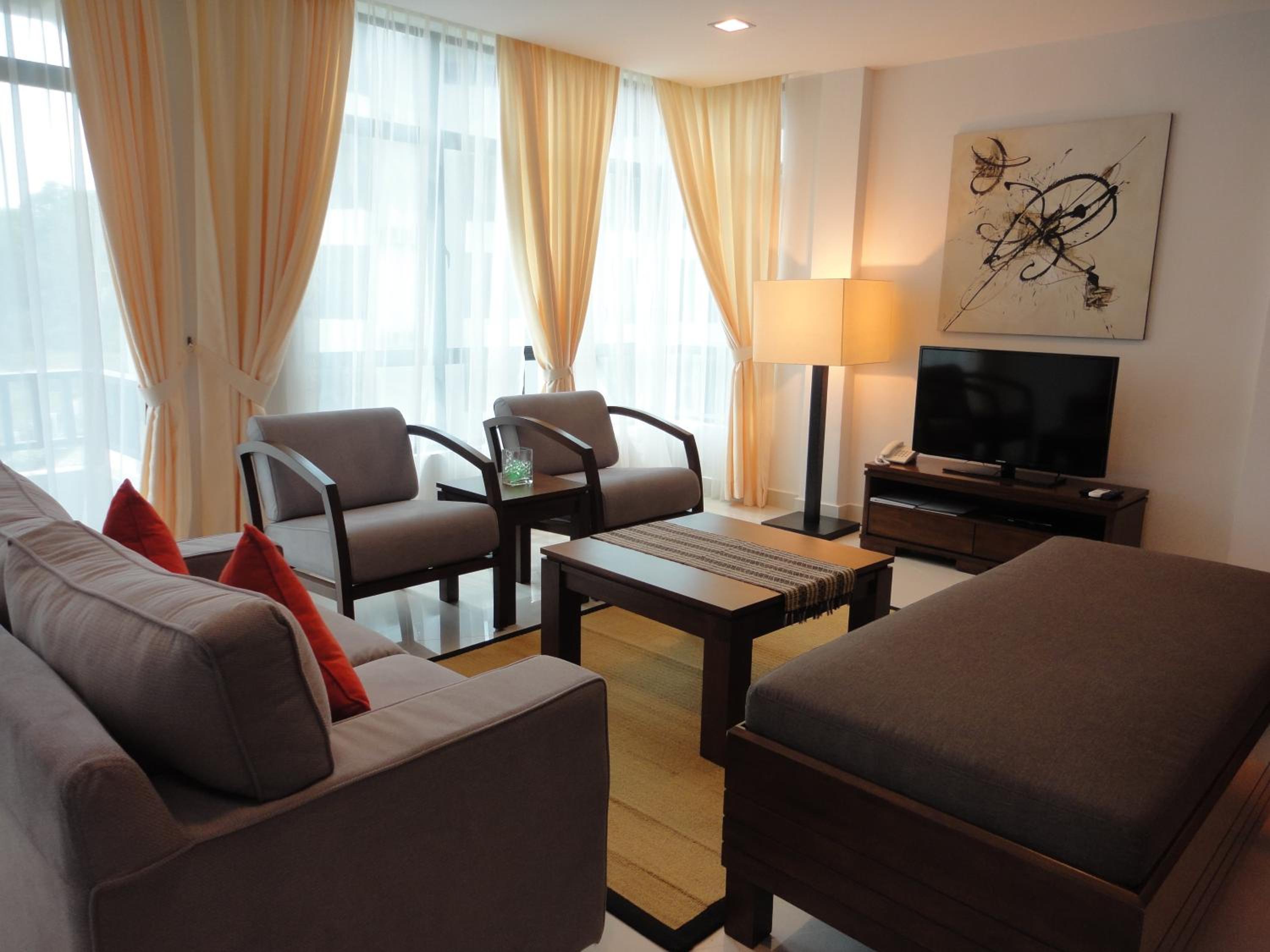 Samsuria Beach Resort & Residence 29/52