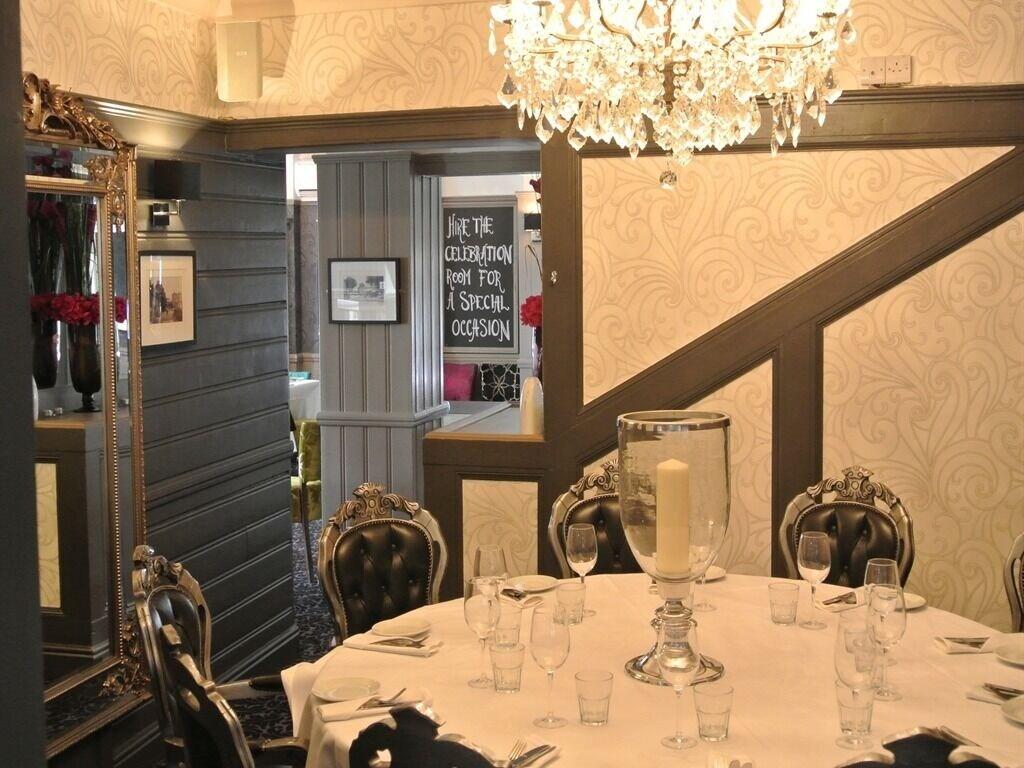 The Blue Boar 18/22