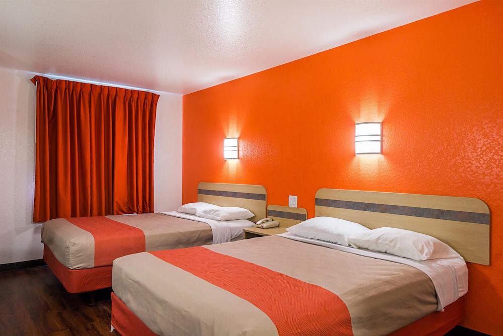 Motel6 San Antonio, TX - Sea World North 29/60