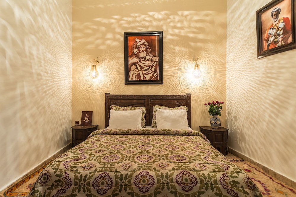 RIAD NASREEN 16/76