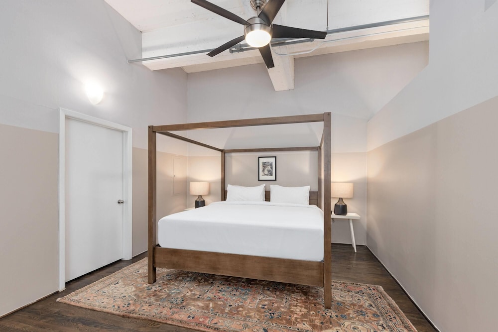 Superior, Suite, Apartment, King Bed
