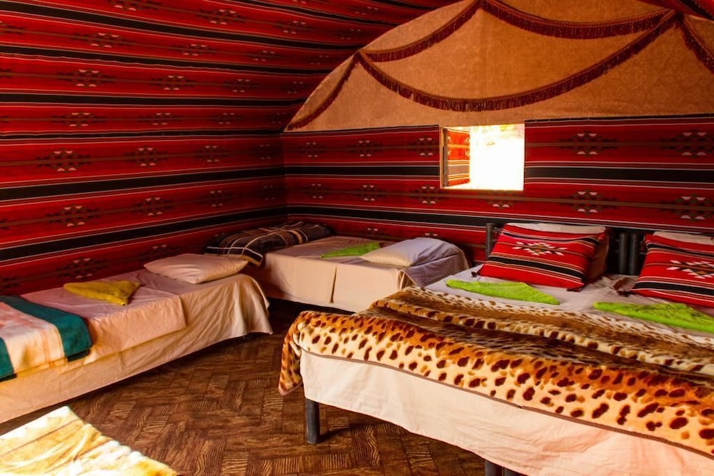 Bedouins Desert Camp 2/50