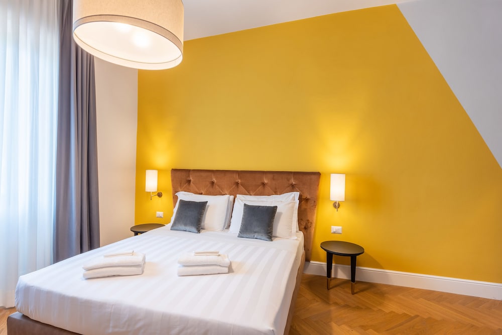 3110 Arthotel 5/18