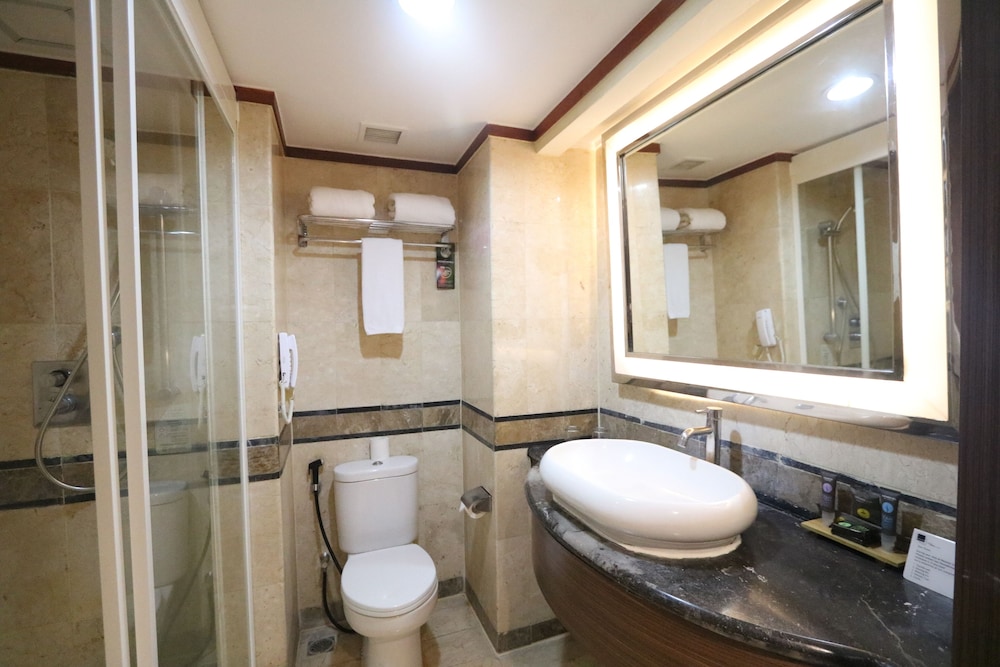 NOVOTEL SOLO 12/64