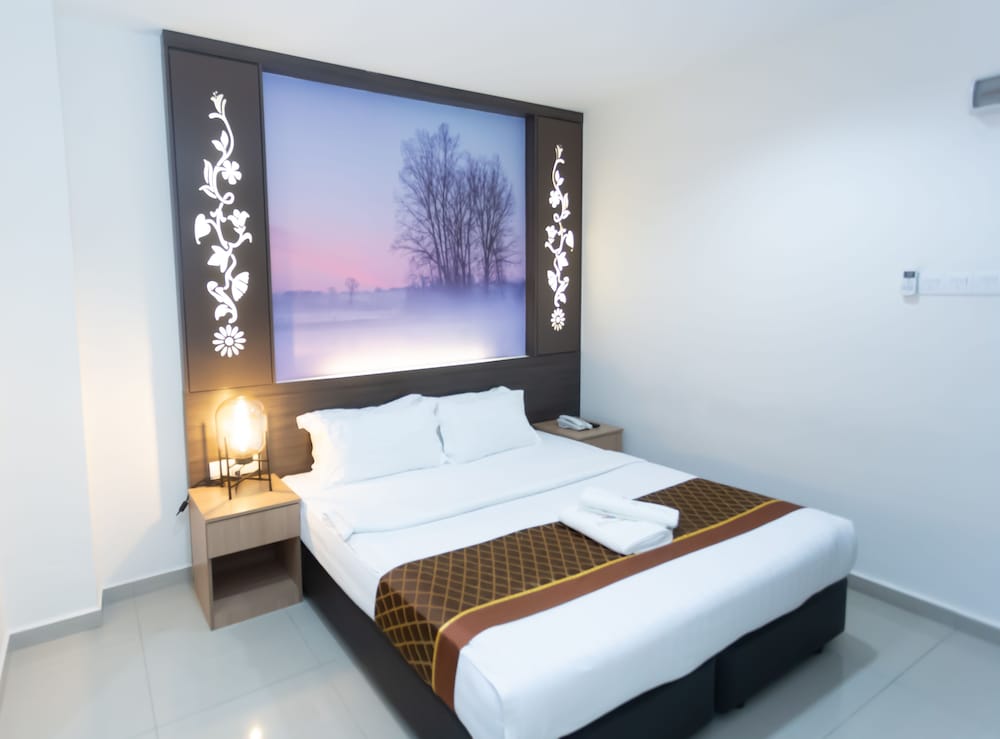 Special, Standard, Queen Bed