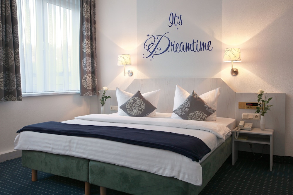 COMFORT, DOUBLE BED