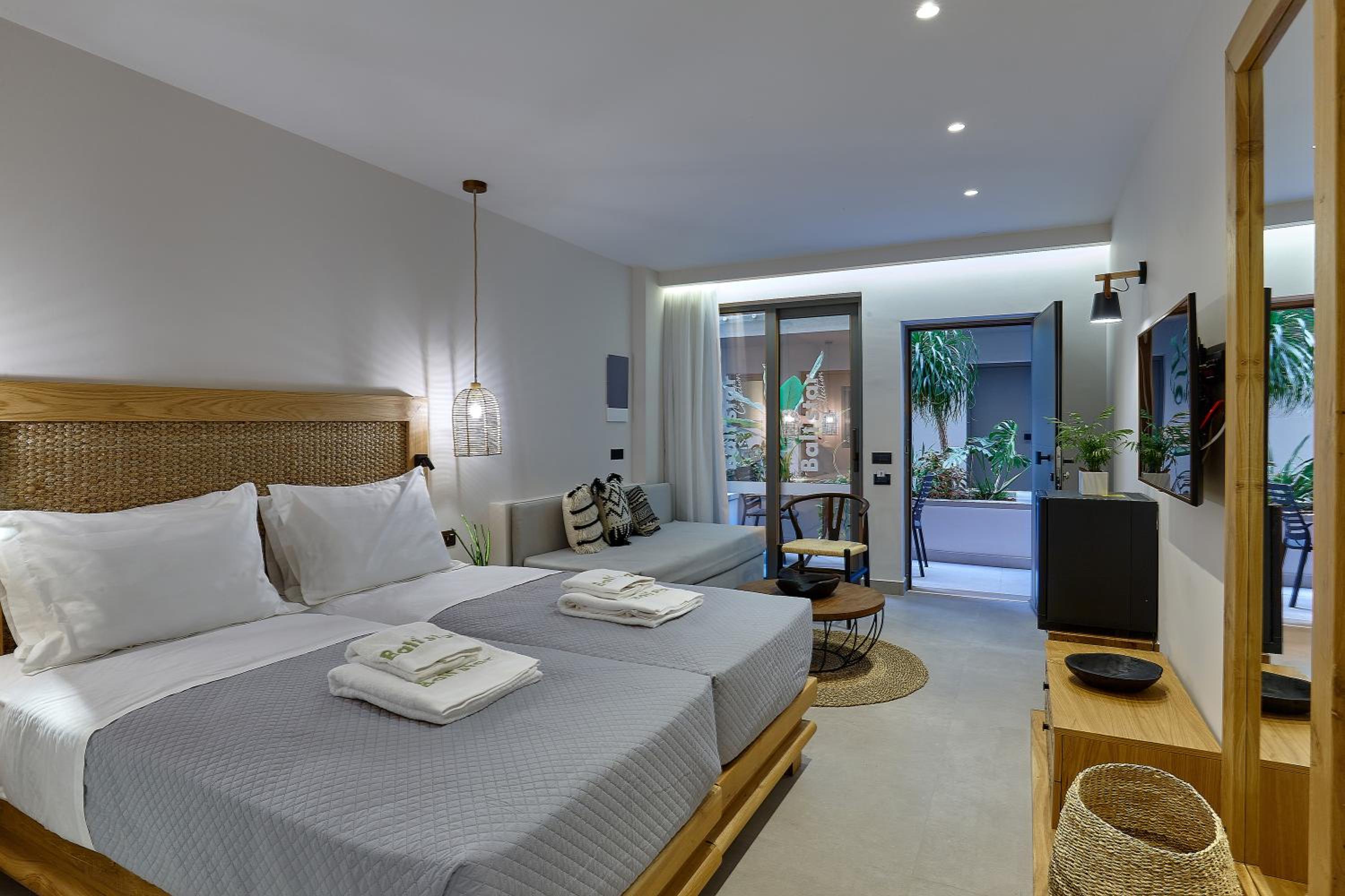 Inland, Junior Suite