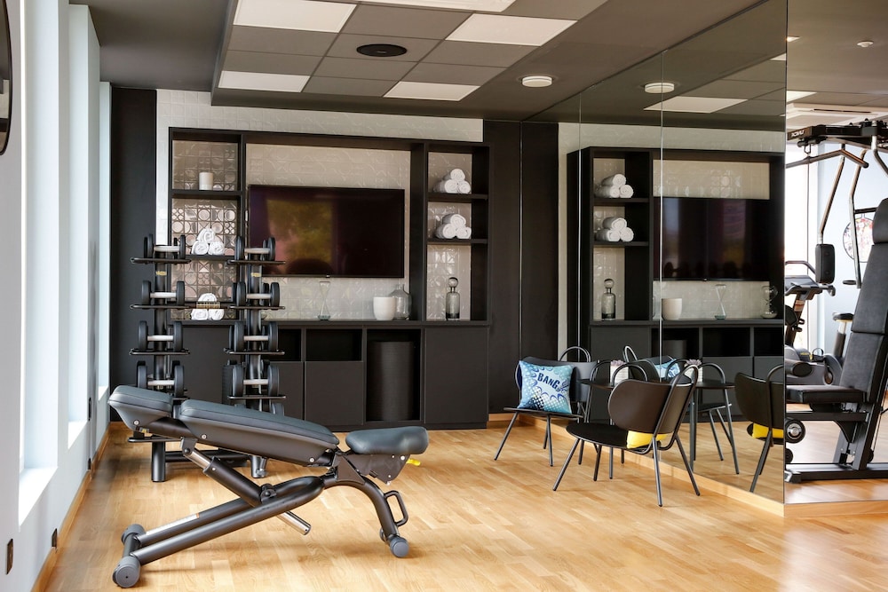 Aloft Strasbourg Etoile 27/50