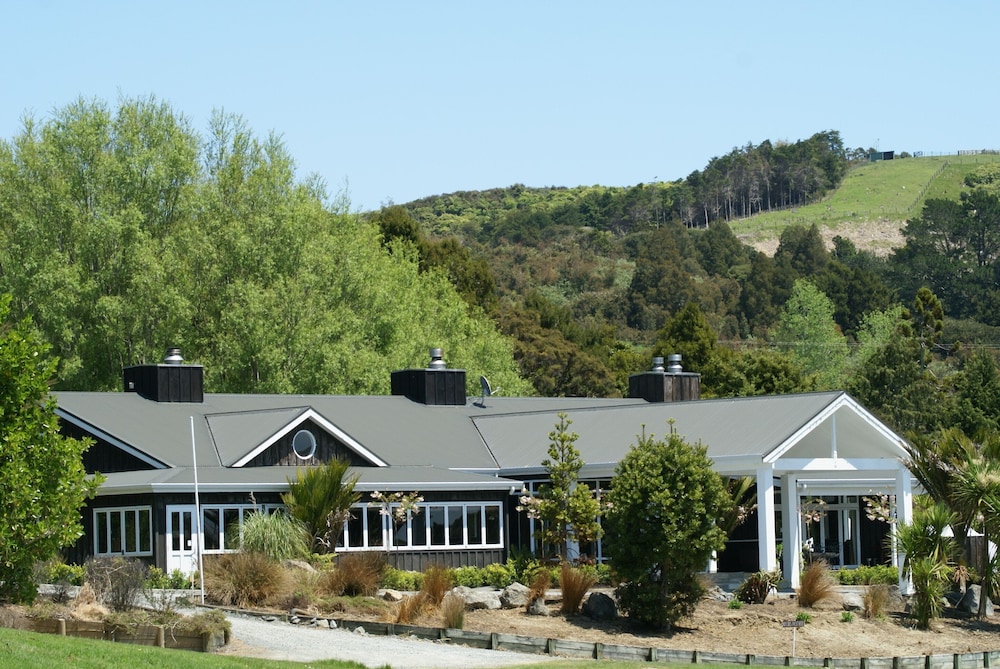 Woodhouse Mountain Lodge 44/50