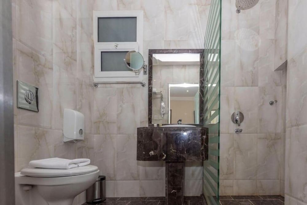 فندق حياة الرياض وشم(Hayat Alriyadh Washam Hotel) 50/50