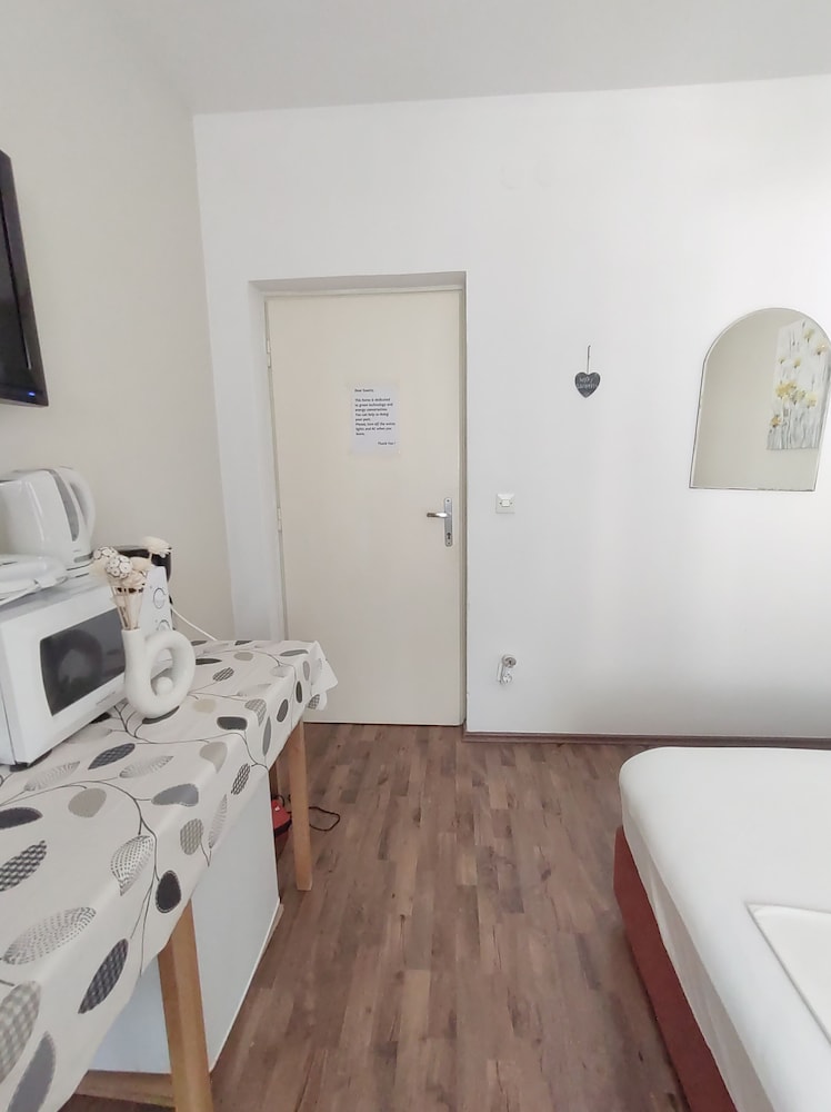 Anna Guesthouse 17/50