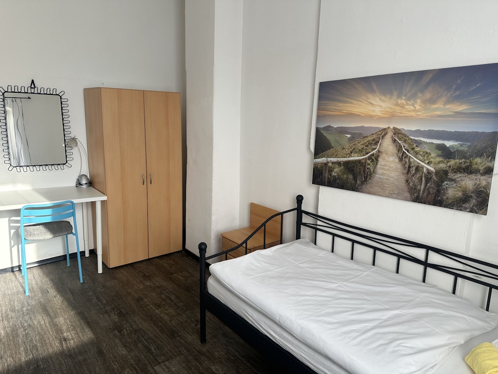 Sultanias Homesharing 6/29