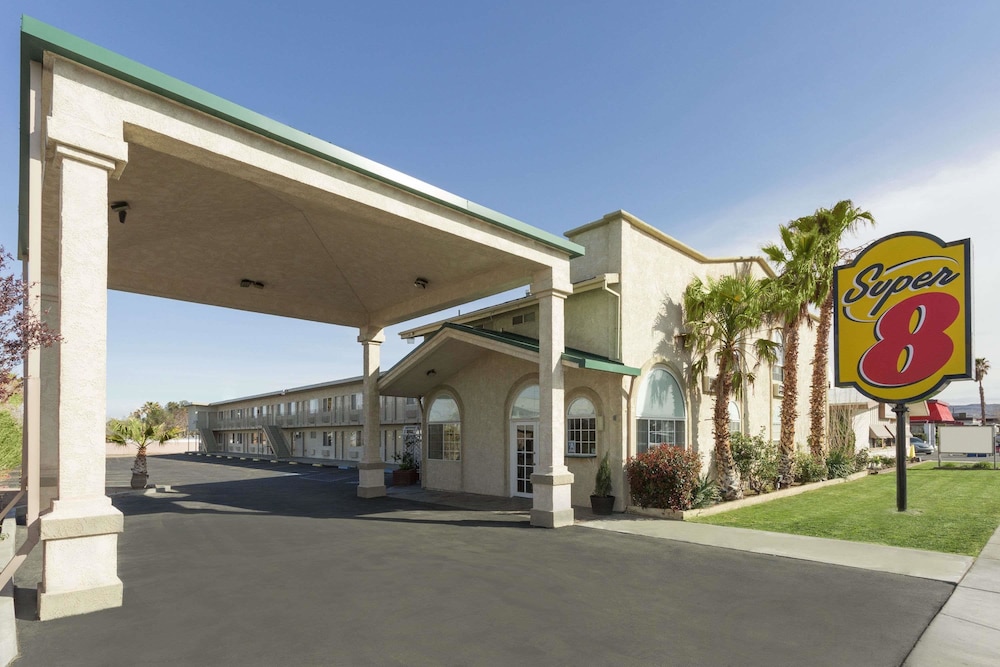 Super 8 By Wyndham Ridgecrest 7/44
