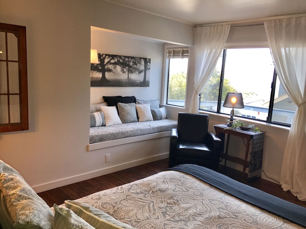 Agate Cove Inn 46/71