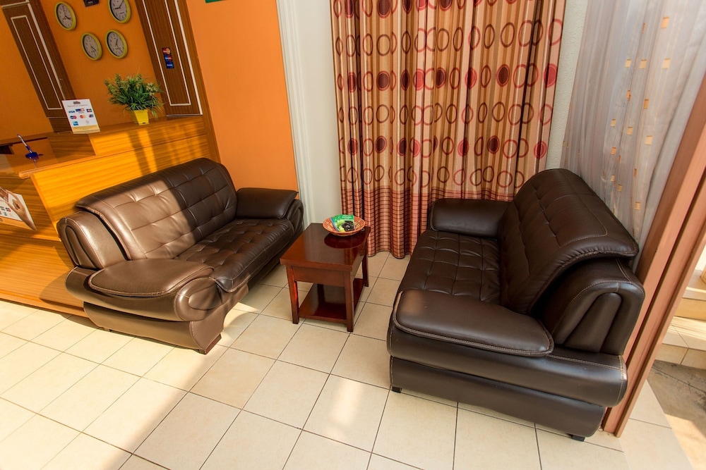 Quiet Haven Hotel 23/50