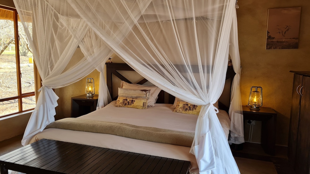 Thornhill Safari Lodge 18/70