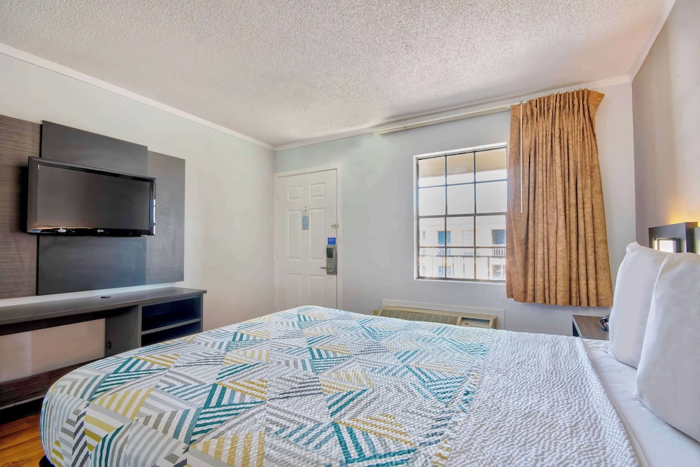 Motel6 Bossier City, LA 26/46