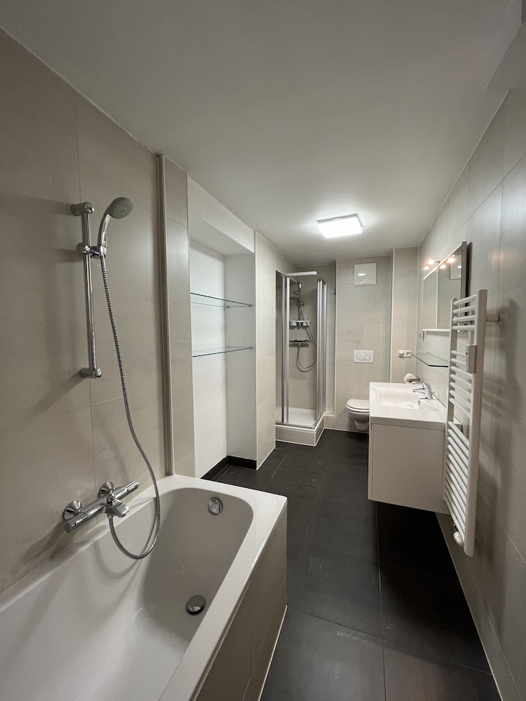 Haus Lothringen 46/50