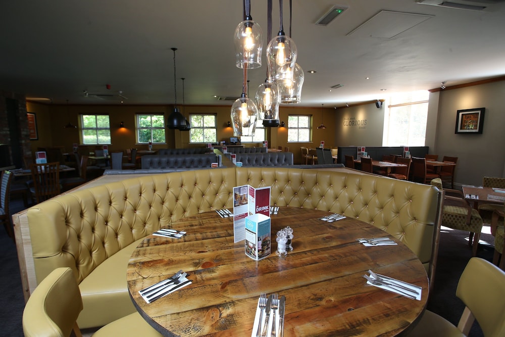 Premier Inn Newark 36/55