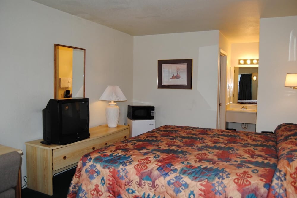 La Vista Inn 41/47