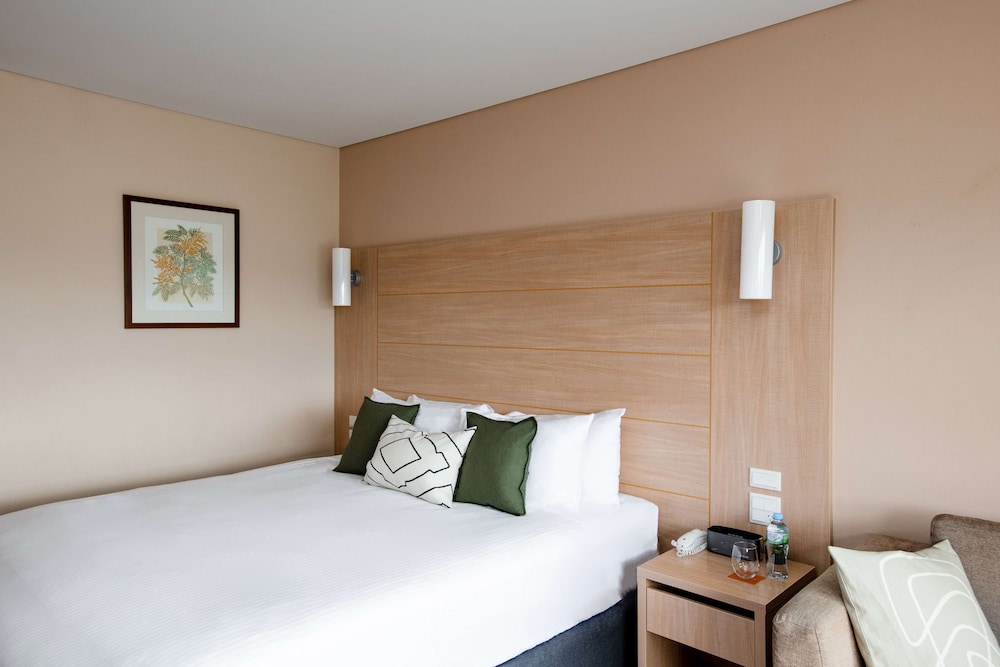Terrace Hotel Adelaide 9/50