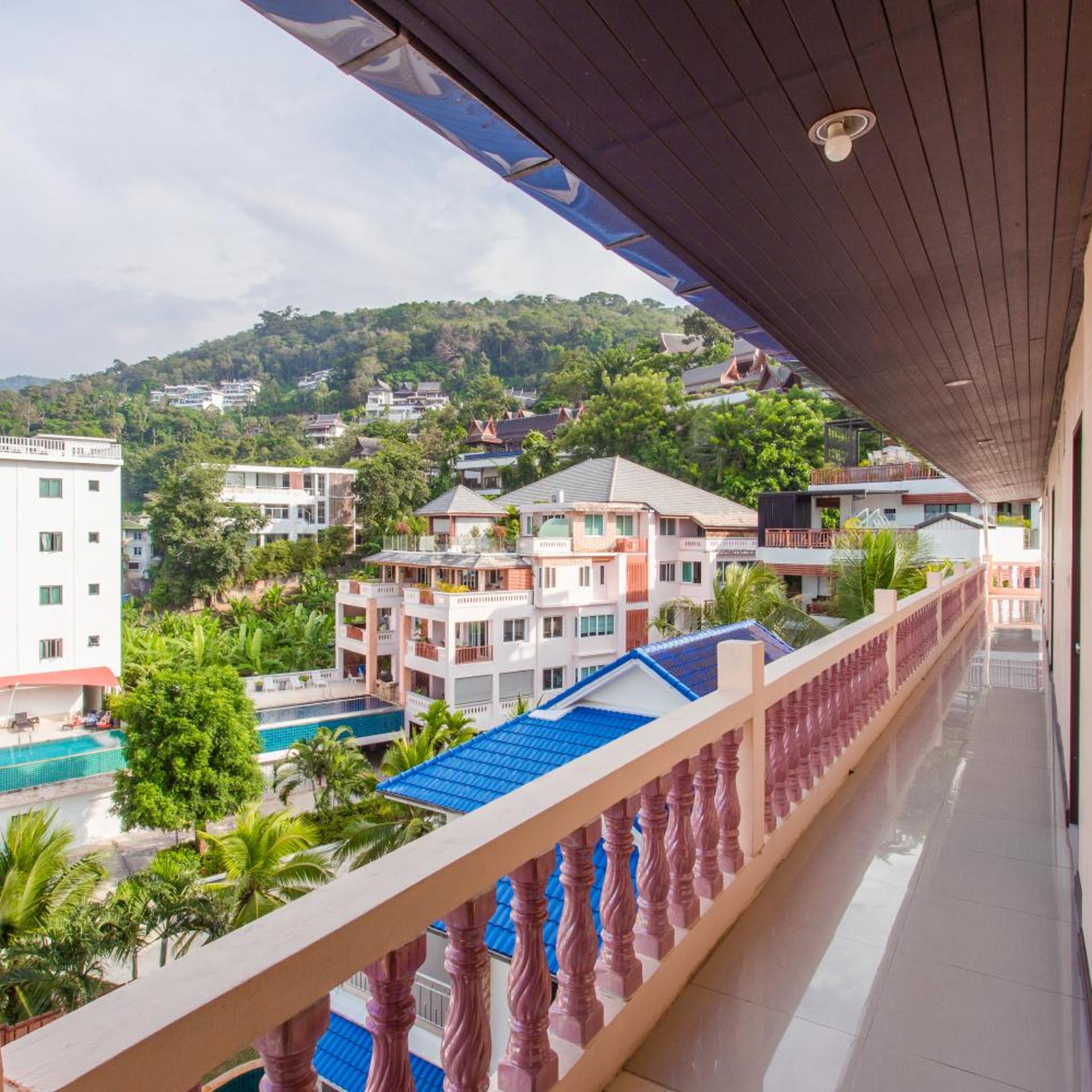 Surin Sunset Hotel 5/55