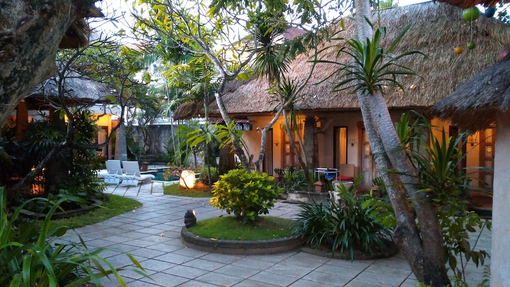 VILLA PURI AYU 52/57