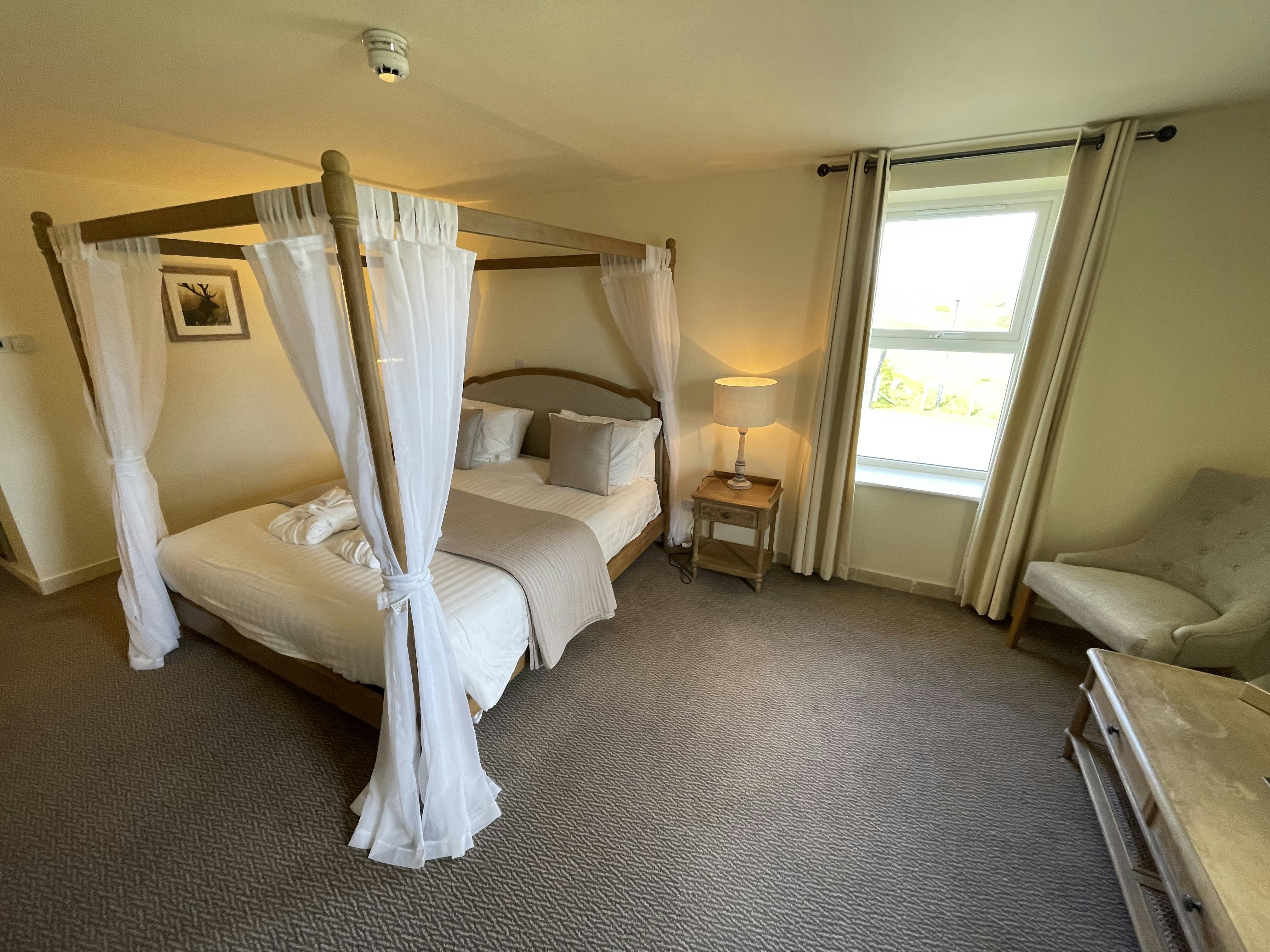 Comis Hotel and Golf Resort 6/50