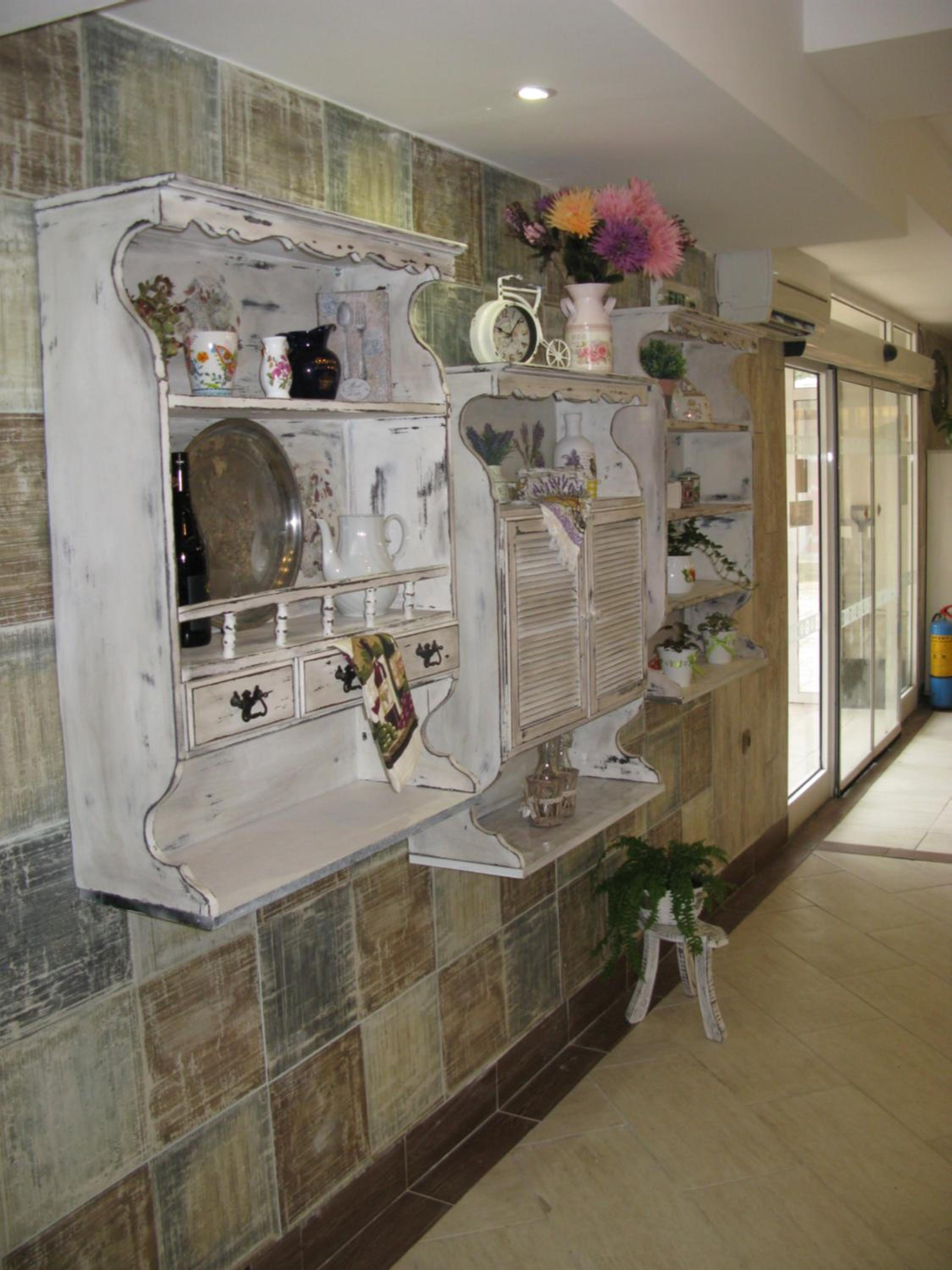 Estreya Residence 58/58