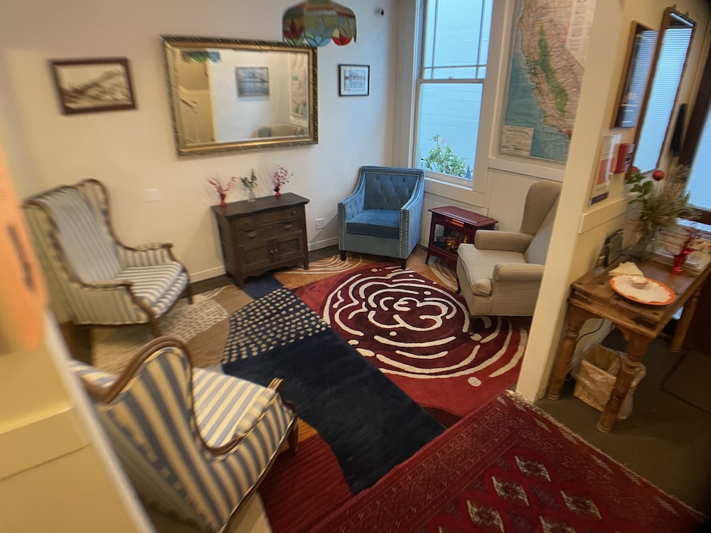 San Anselmo Inn B&B 49/57